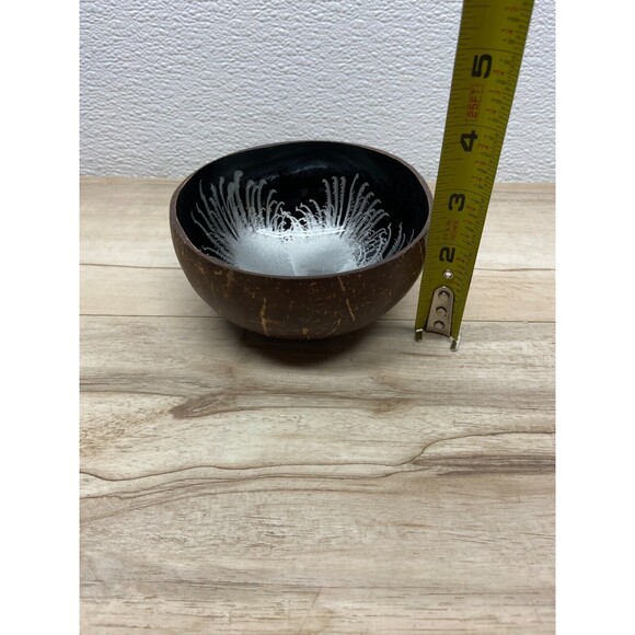 Coconut Shell Bowl Silver And Black Splash Hand Made And Painted - Picture 5 of 5